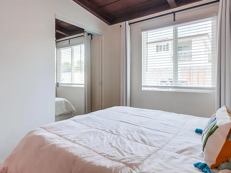 922 Palm Ave #922 — Photo 55