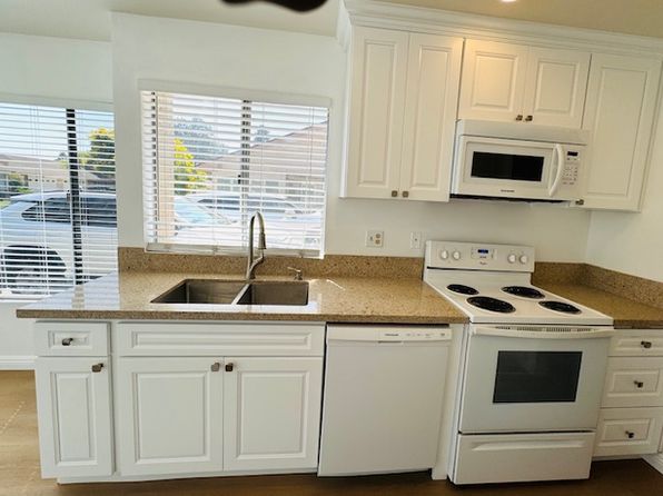 224 E Elmwood Ave #G