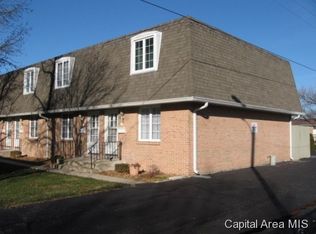 900 S Durkin Dr, Springfield, IL 62704