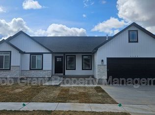 4602 Rustle Rd, Ammon, ID 83406