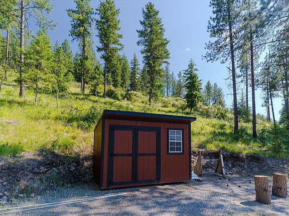 2nd image of 18 Lookout Ln