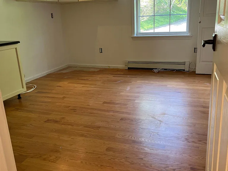 154 Beverly Rd — Photo 49