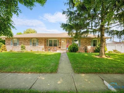 3039 Springtime Dr, Oregon, OH, 43616