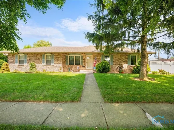 3039 Springtime Dr, Oregon, OH 43616