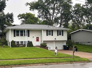 12362 Bel Dr, Omaha, NE 68144