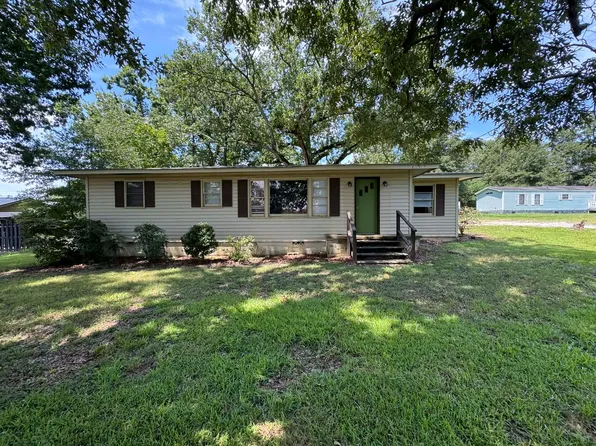 788 Chase High Rd, Forest City, NC 28043