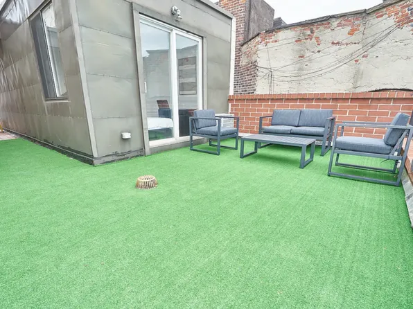 212 East 10th Street image 1 of 15