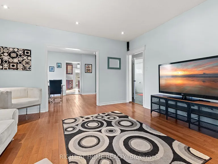 204 Beach Blvd — Photo 7