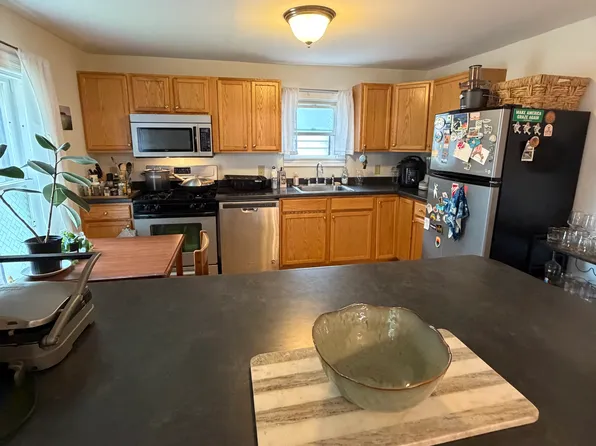 45 Grant St, Burlington, VT