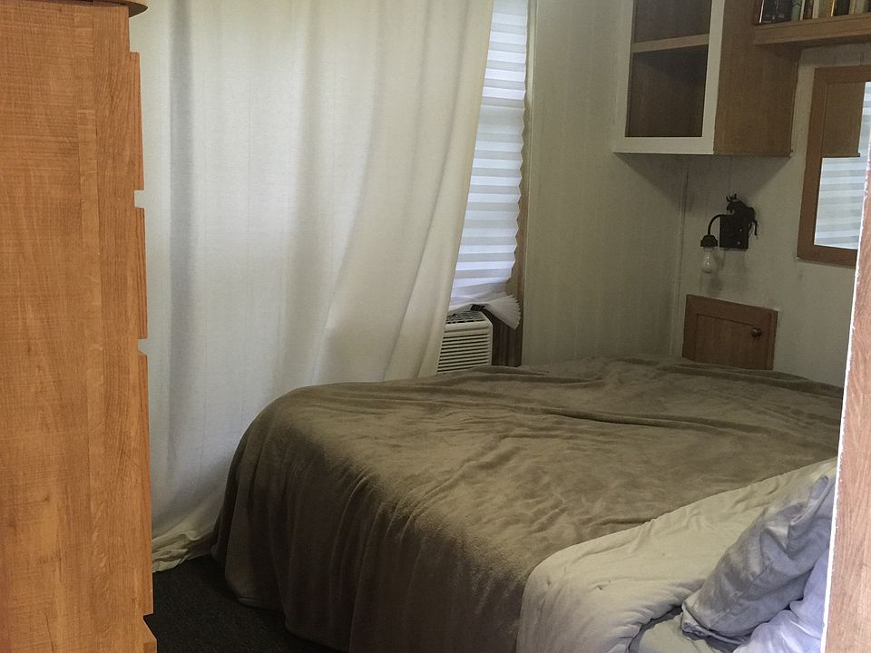 Downstairs Bedroom 