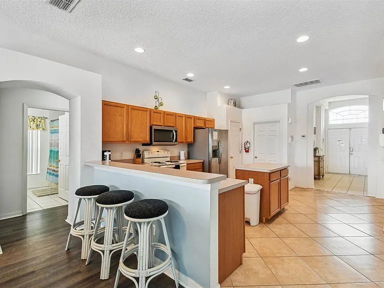 640 Chadbury Way — Photo 30