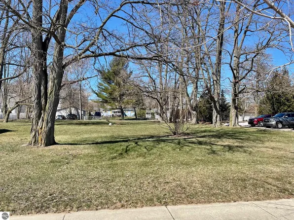 0 S Bridge St, Elk Rapids, MI 49629