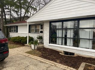 344 Deerfield Rd, Deerfield, IL 60015