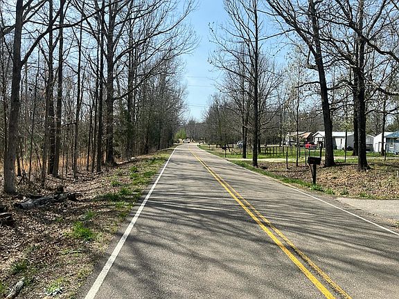 5th image of 2575 Lick Creek Rd