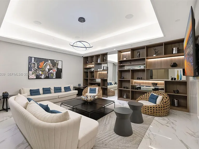 1000 Island Blvd #2105 — Photo 45