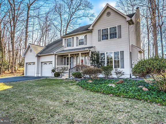 5th image of 202 Woodland Dr