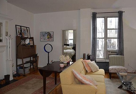 5th image of 35 W 89th St APT 2B