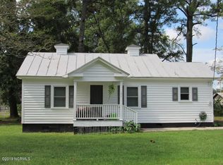 104 3rd St, Bayboro, NC 28515