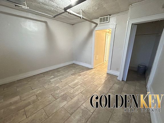 3rd image of 3737 Scovel Pl #B2