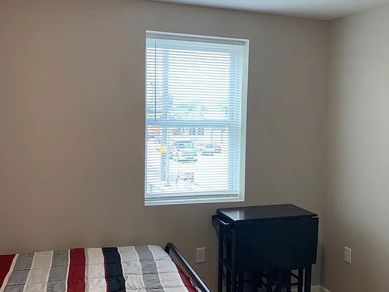 1413 East Washington Street — Photo 19