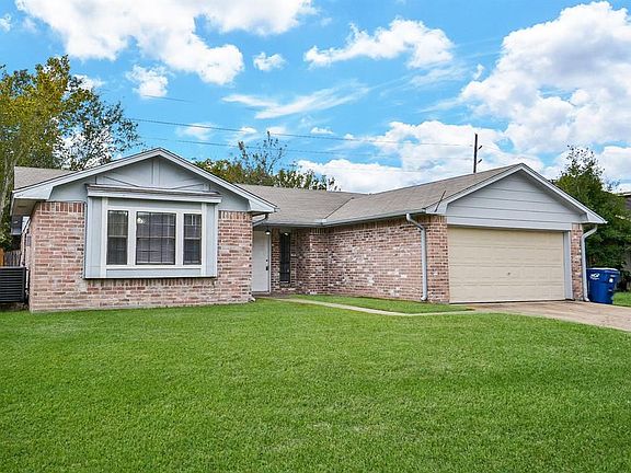 5th image of 18711 Glen Briar Ln