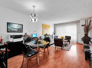1600 NE 114th St APT 105, Miami, FL 33181