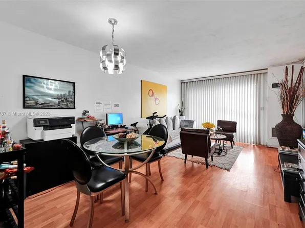 1600 NE 114th St APT 105, Miami, FL 33181