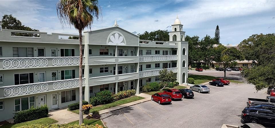 1st image of 2257 WORLD PARKWAY BOULEVARD W #73