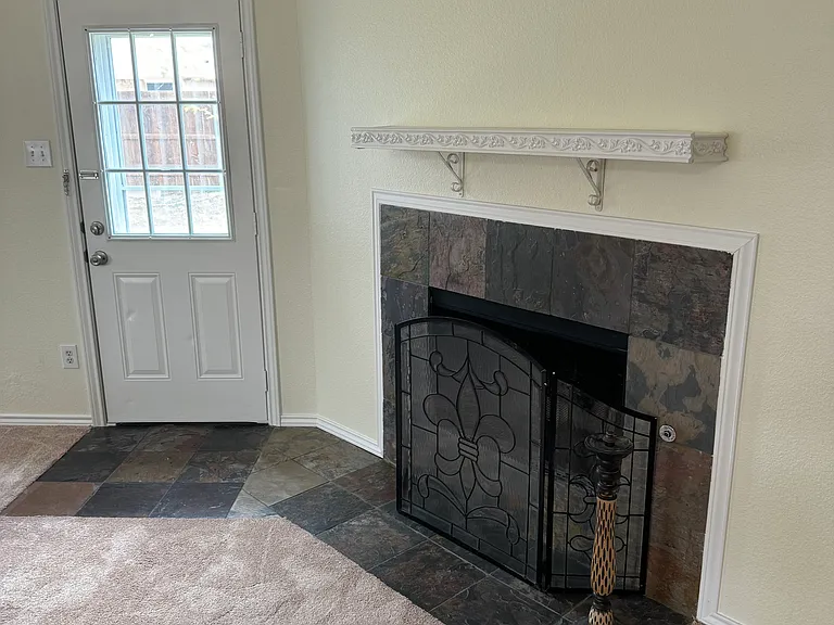 2053 Clear Creek Dr — Photo 29