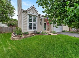 3119 Gresham Ln W, Aurora, IL 60504