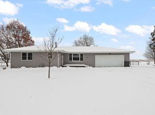 208 E Newton St, Mansfield, IL 61854