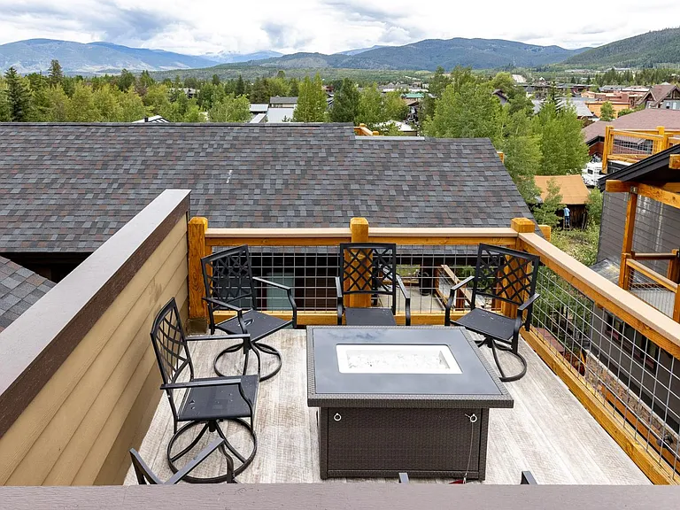 Rooftop Deck with Gas Firepit