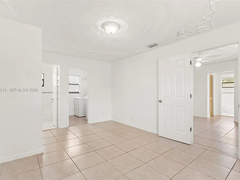 4120 SW 19th St #1 — Photo 4