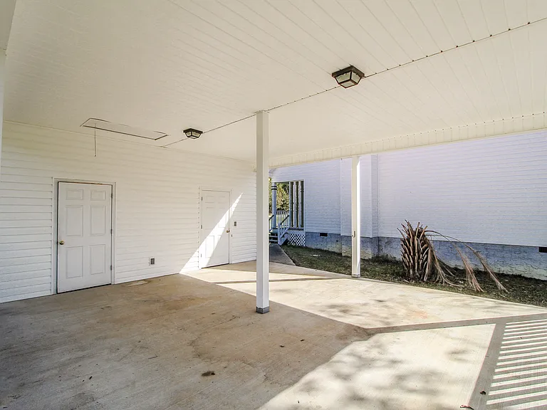 8633 Clito Rd — Photo 23
