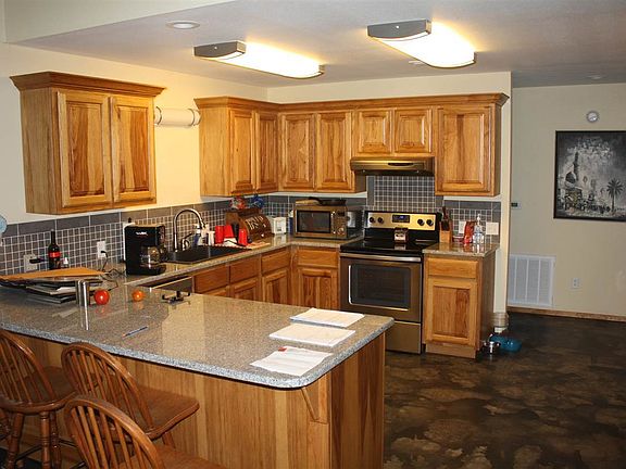 2nd image of 814 County Road 4227