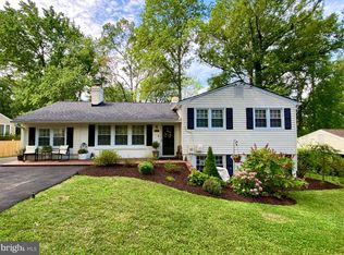 1111 Cameron Rd, Alexandria, VA 22308