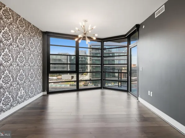 1300 4th St SE Unit 713, Washington, DC 20003