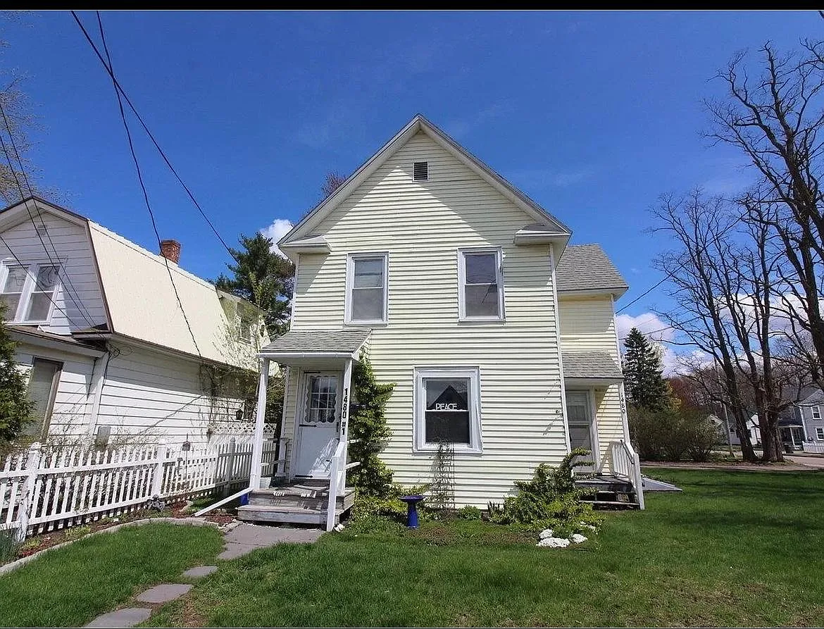 1480 North Ave — Photo 1