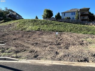 2719 NW Pinehurst Dr #3, McMinnville, OR