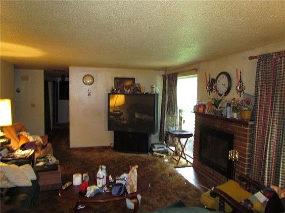 2nd image of 1101 137th St E