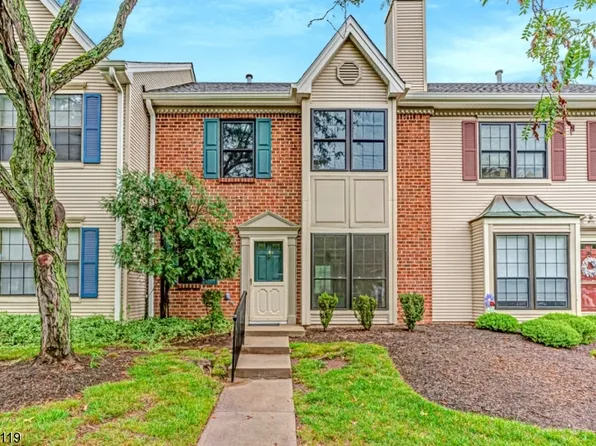 103 Brokaw Ct, Bridgewater Twp., NJ 08807