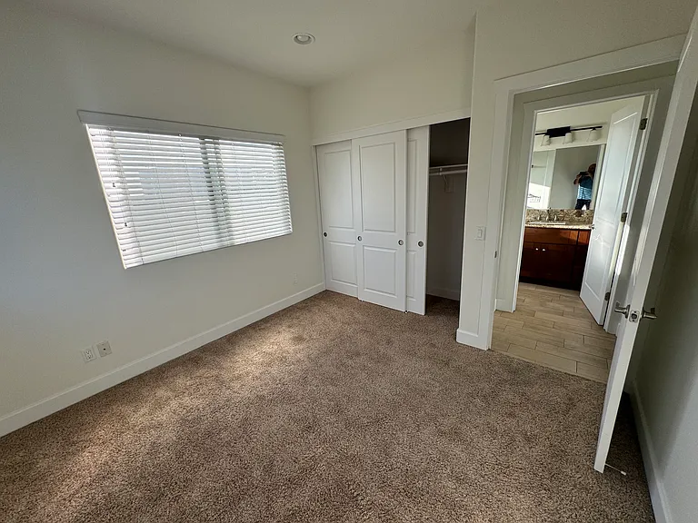 5648 Lauretta St #5648 — Photo 19