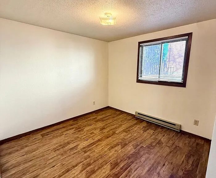 4914 Basswood Dr — Photo 15