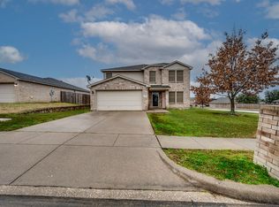 2513 Castle Pines Dr, Burleson, TX 76028