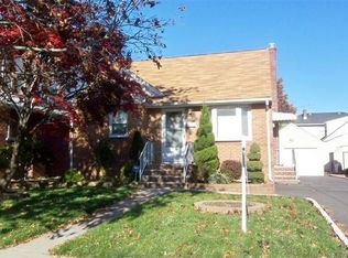 1015 Clinton St, Linden, NJ 07036