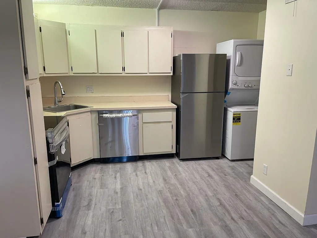 1 bed, 1.0 bath, 764 sqft, $1,700 — Photo 2