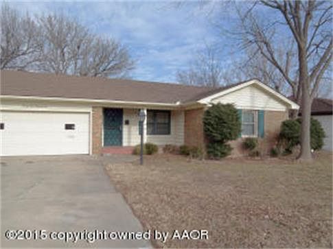 1st image of 2406 Hawthorne Dr