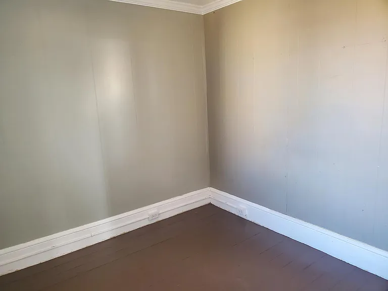111 Lafayette St #3 — Photo 8