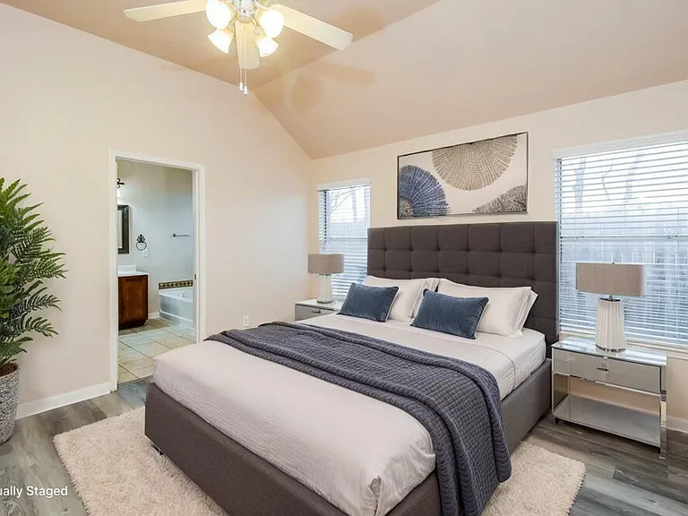 12153 Angel Food Ln — Photo 11