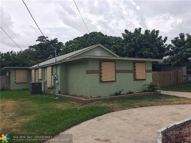 1st image of 1056 NE 34th St